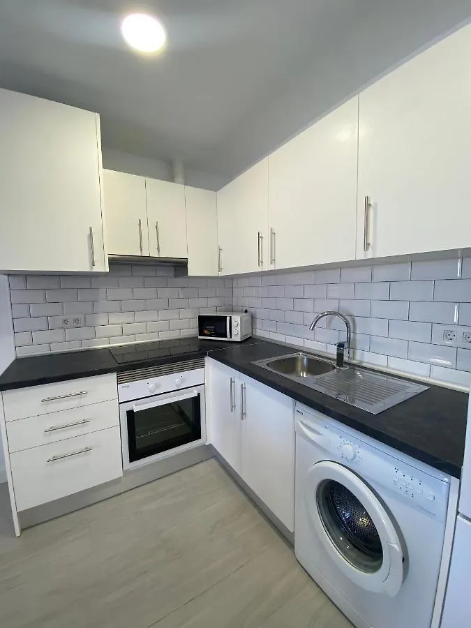 Comfortable Apartment Los Cristianos. Free Wifi. Arona   Arona (Tenerife)