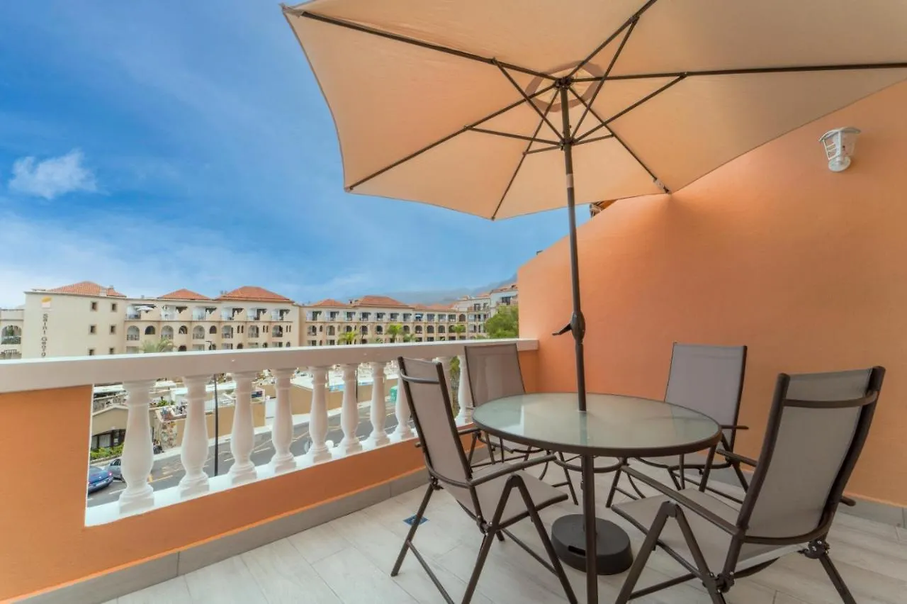 Comfortable Apartment Los Cristianos. Free Wifi. 阿罗纳